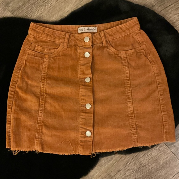 Button Corduroy Skirt Cognac Color Size 8 - Picture 1 of 4